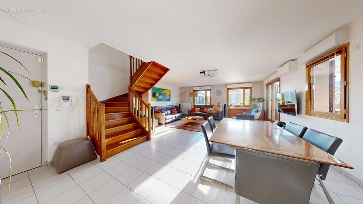 Appartement à VITRY-SUR-SEINE