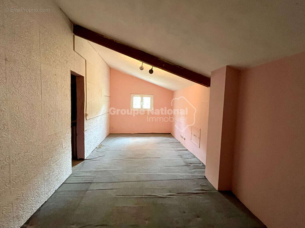 Maison à LES ANGLES