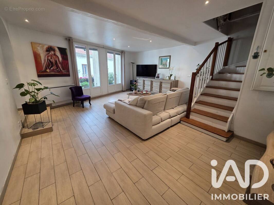 Photo 1 - Appartement à LOUVRES