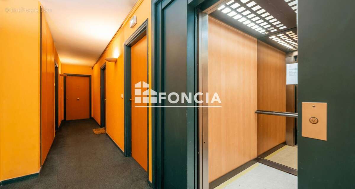 Appartement à PARIS-19E