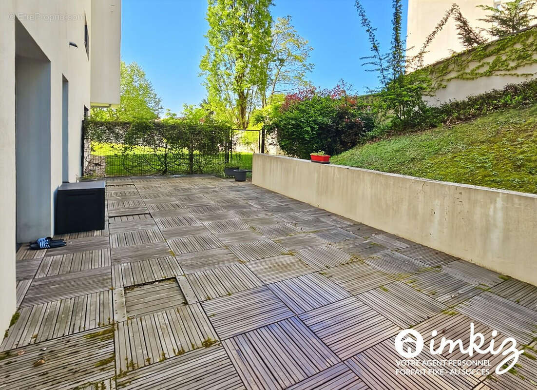 Appartement à SAINTE-FOY-LES-LYON