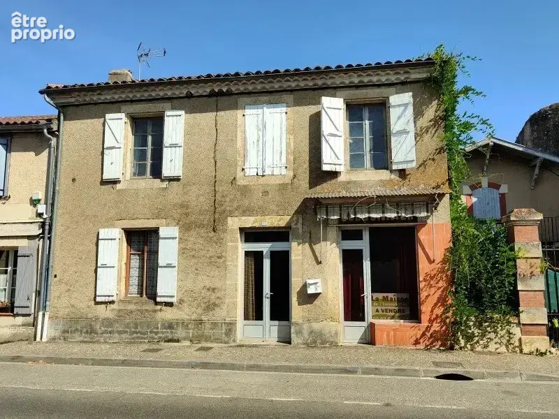 Maison à SEISSAN