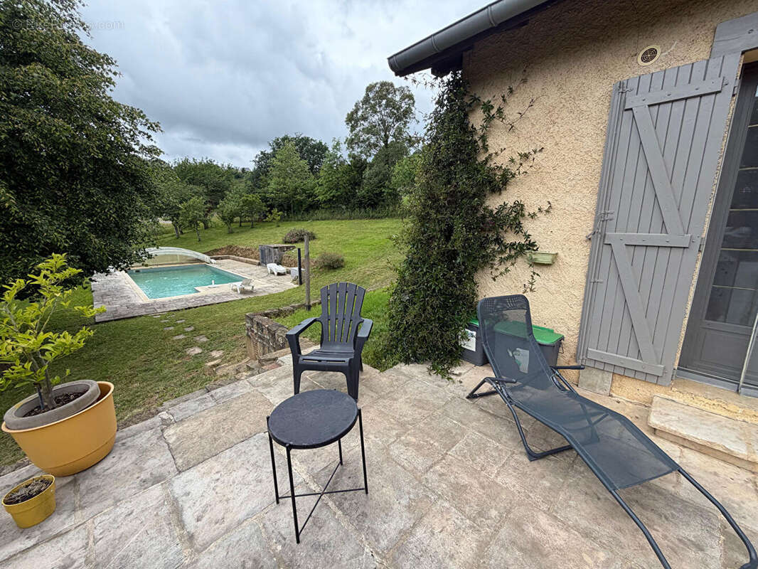 Maison à LEMBEYE