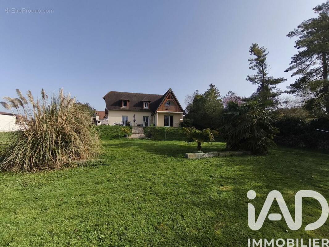 Photo 1 - Maison à NOTRE-DAME-DE-L'ISLE