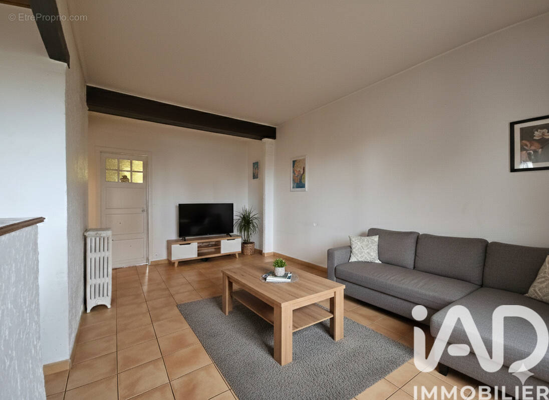 Photo 1 - Appartement à LA GARENNE-COLOMBES