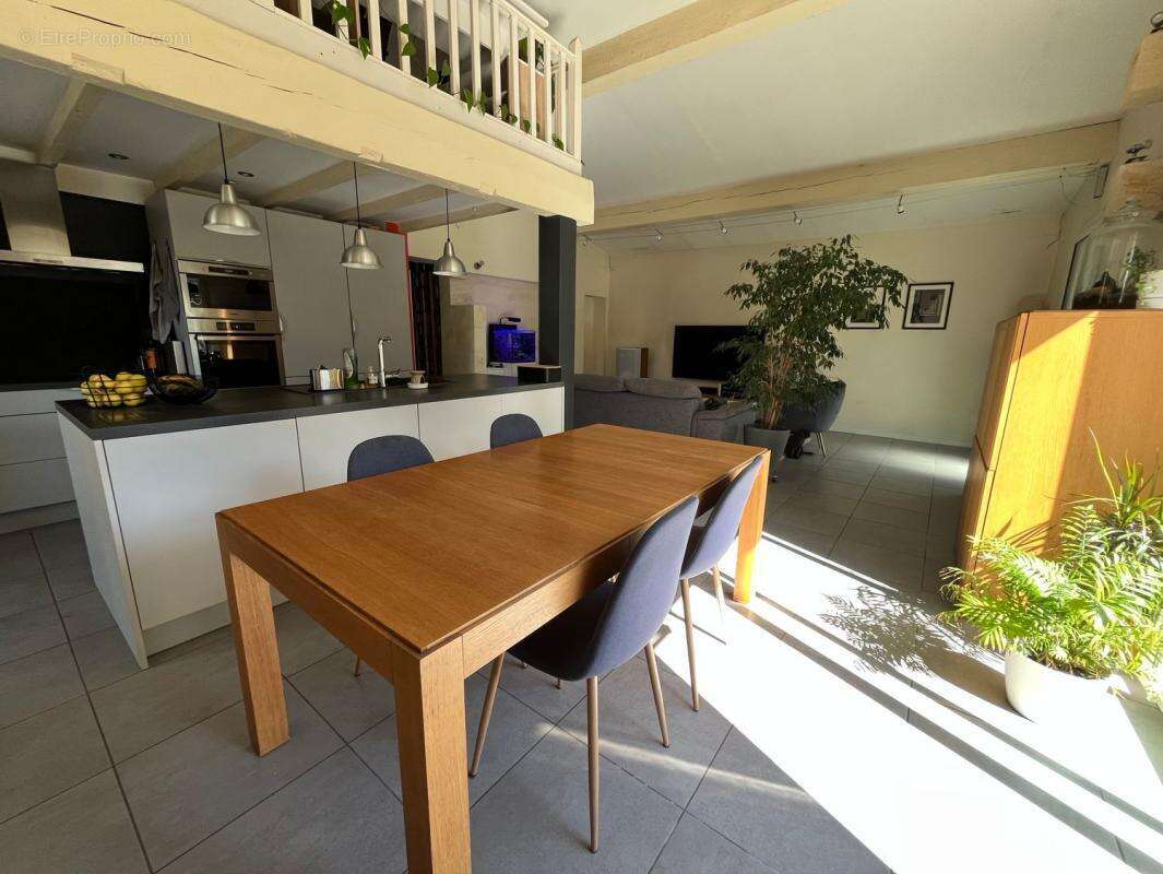 Maison à SAINT-LOUBES