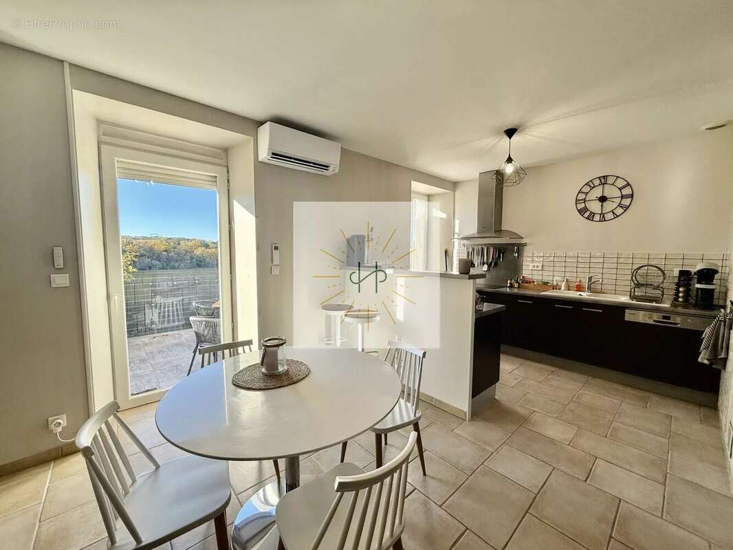 Appartement à MONTBOUCHER-SUR-JABRON