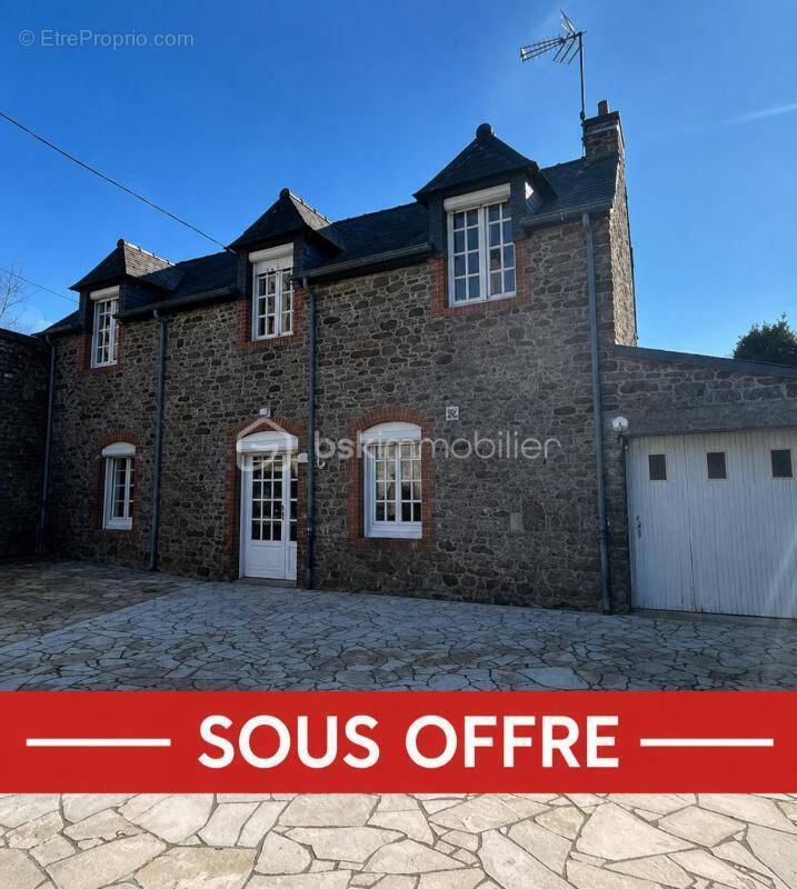 Maison à LANVALLAY