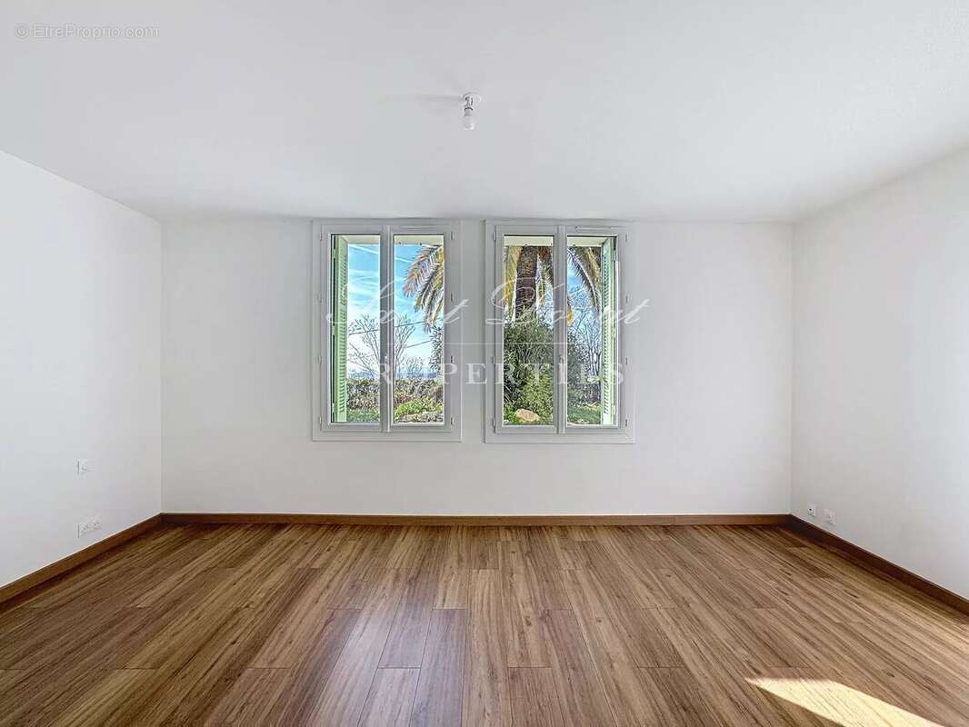 Appartement à GRASSE