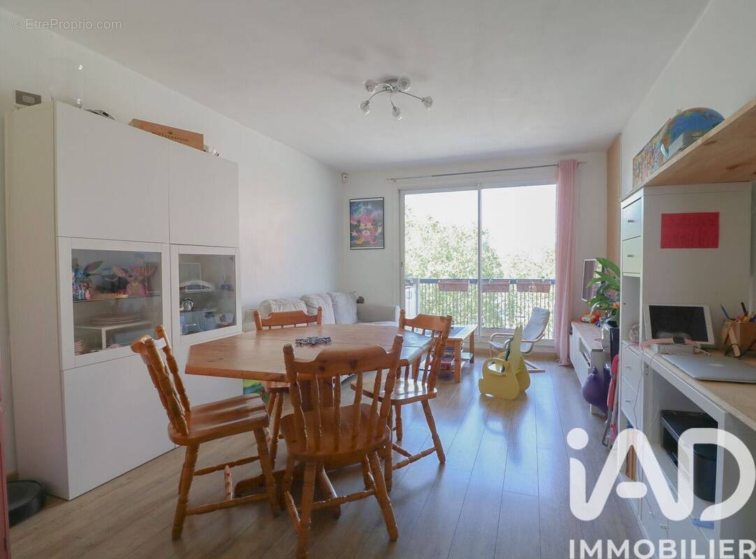 Photo 1 - Appartement à MARSEILLE-10E