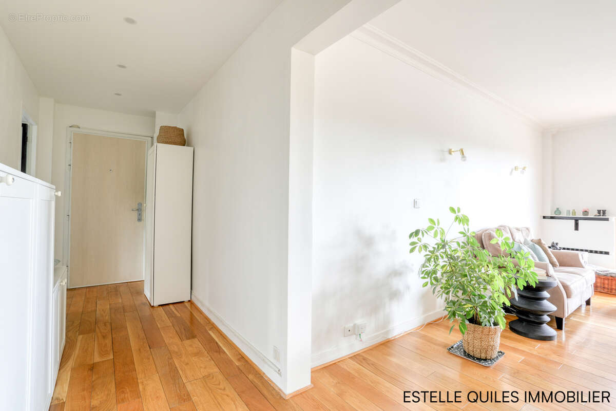 Appartement à VERSAILLES