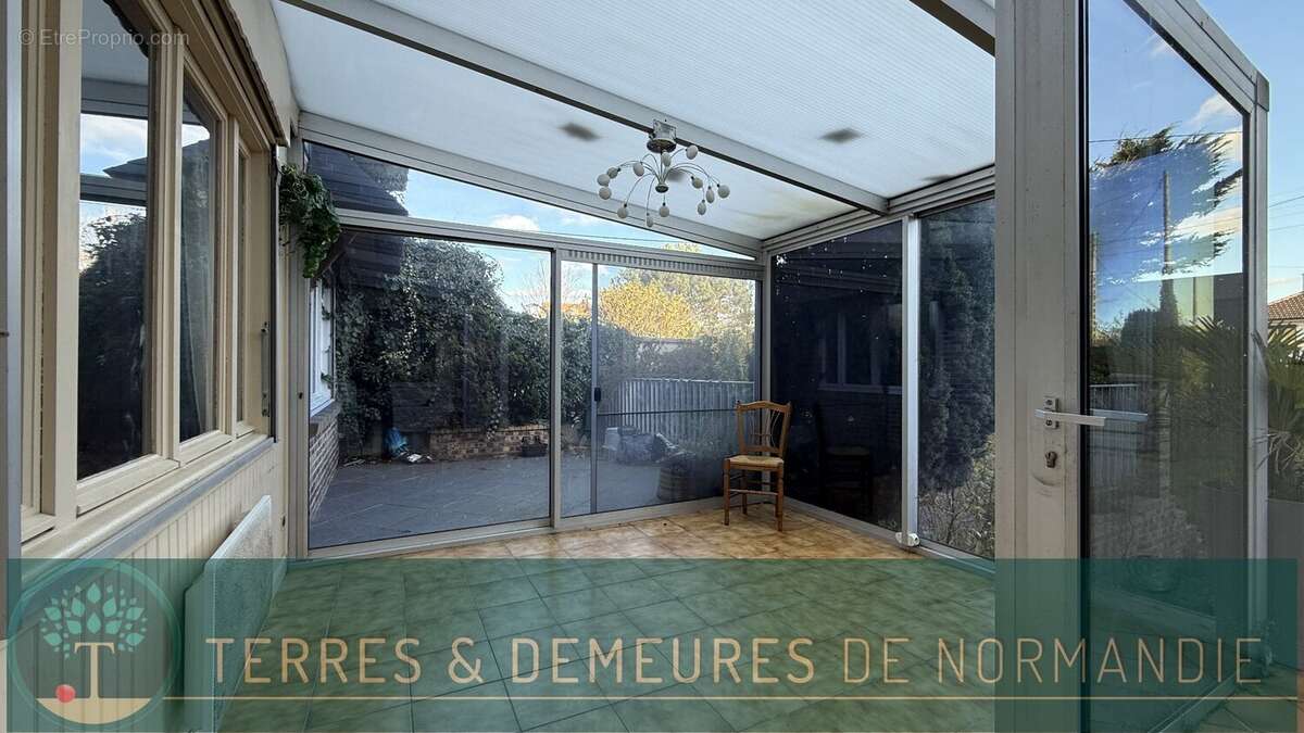 Maison à BELLEVILLE-SUR-MER