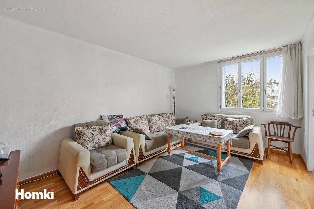 Appartement à VALENTON