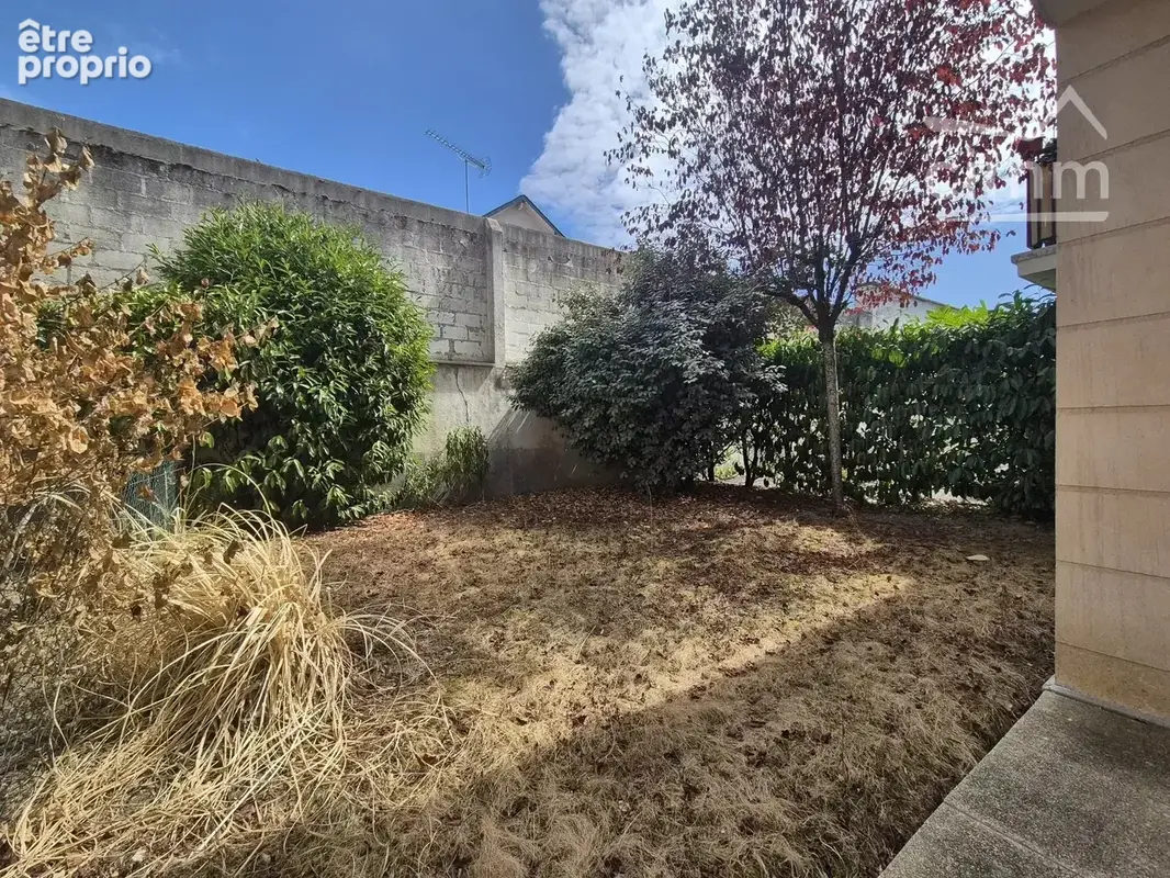 À VENDRE  Appartement 3 pièces de 65 m² dans le quartier Administratif de Blois. - photo 12