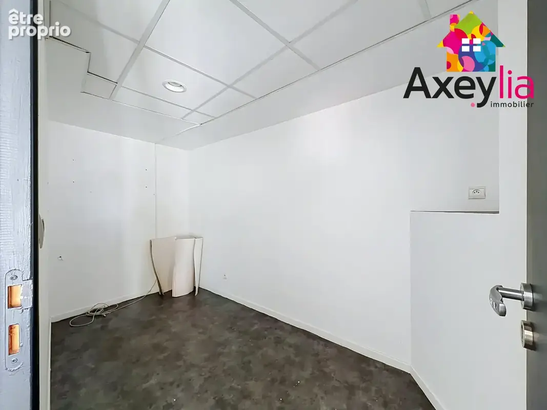 A vendre - saint galmier centre - immeuble entier 108 m2   beau potentiel - photo 13