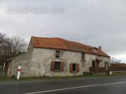 Maison à SAINT-GERMAIN-DES-FOSSES