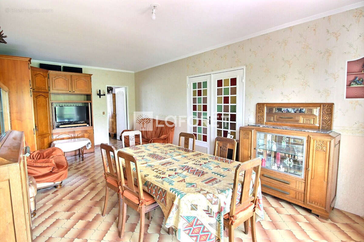 Appartement à GENNEVILLIERS