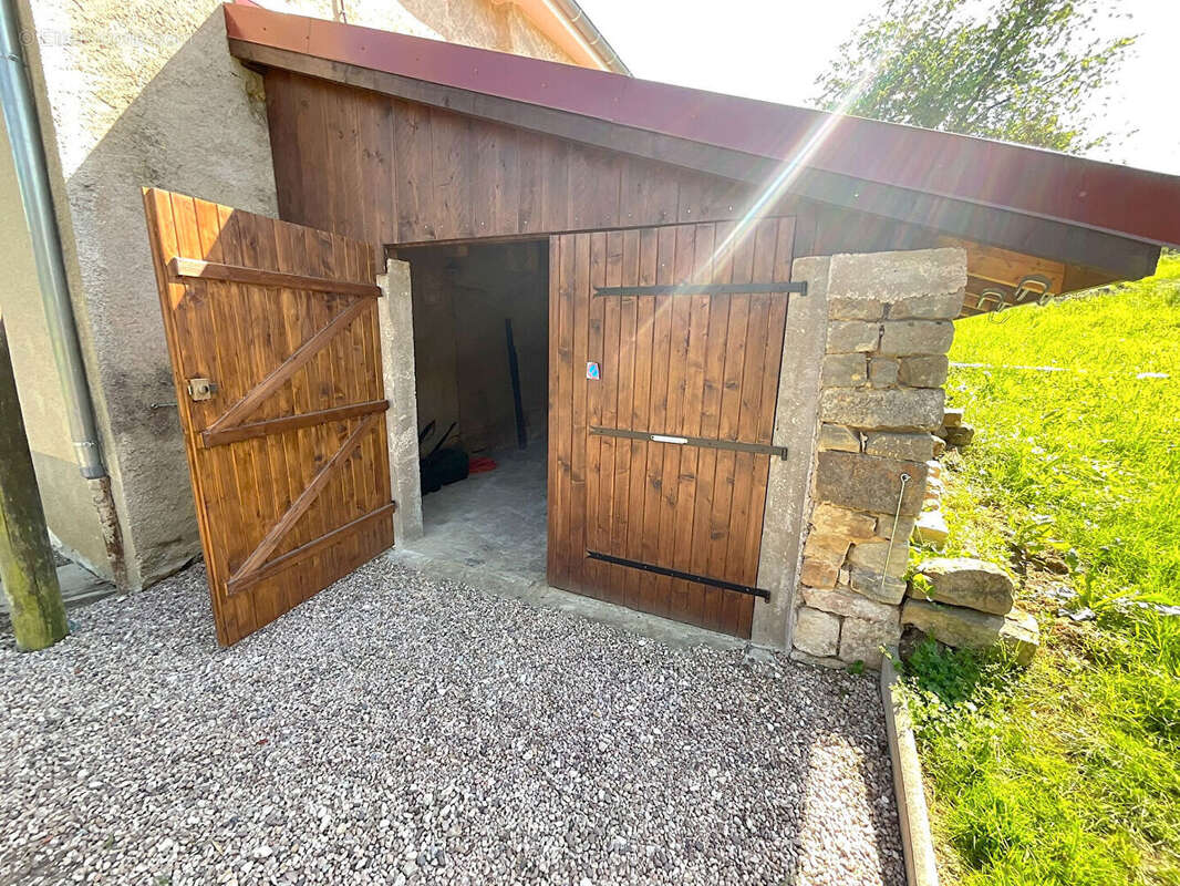 Maison à CHAUVIREY-LE-CHATEL