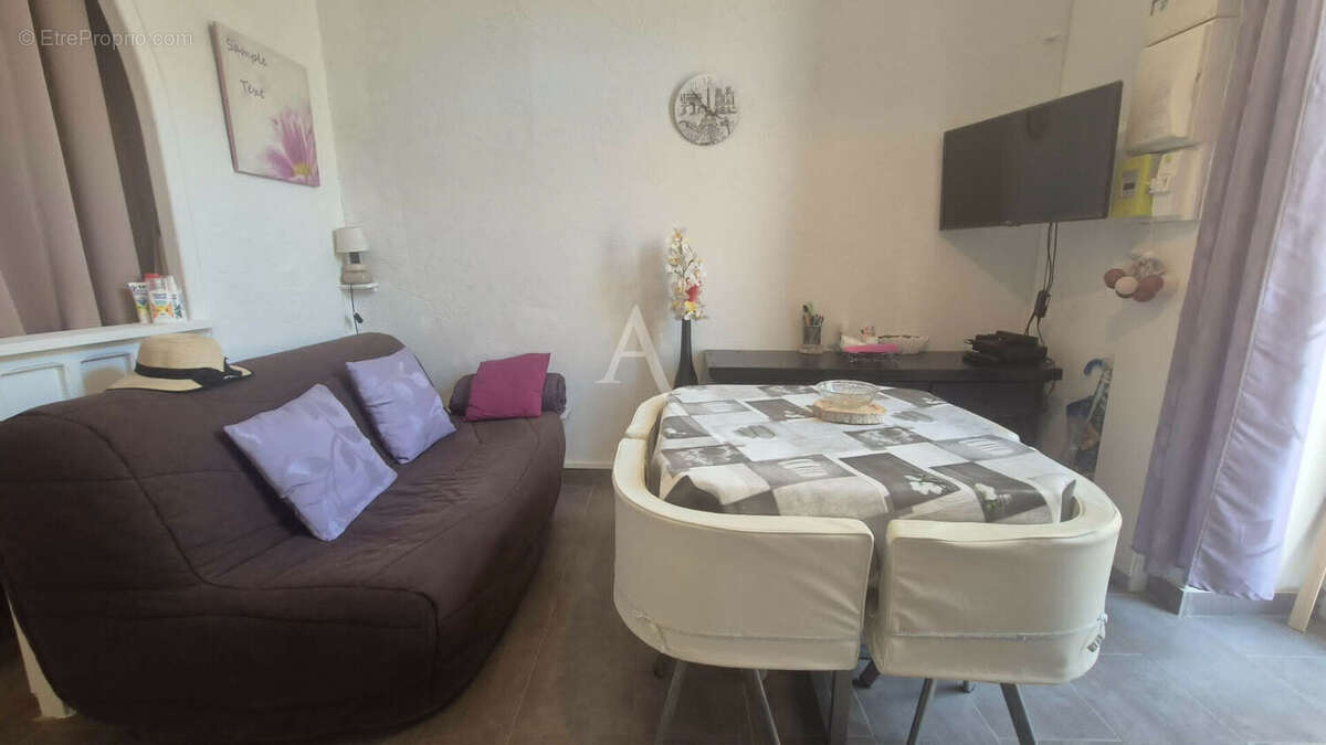 Studio alcôve 21 m² avec terrasse et garage  9 m² en plein centre de Balaruc-les-Bains - photo 4
