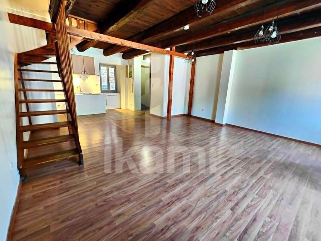 Appartement duplex 79 m2   3 chambres   DPE C - photo 3