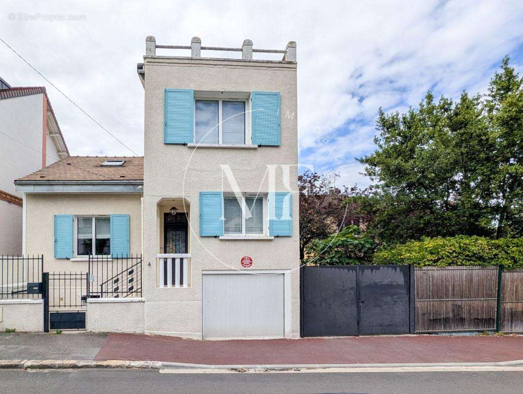 Maison à NANTERRE