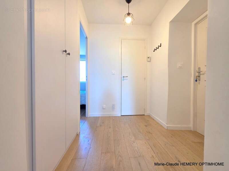 Saint-Malo – Saint-Servan Élégant duplex de caractère – 69 m² habitables (92 m² au sol) - photo 9