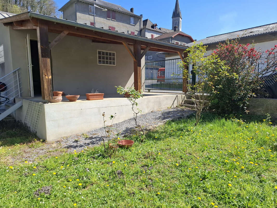 Maison à TARDETS-SORHOLUS
