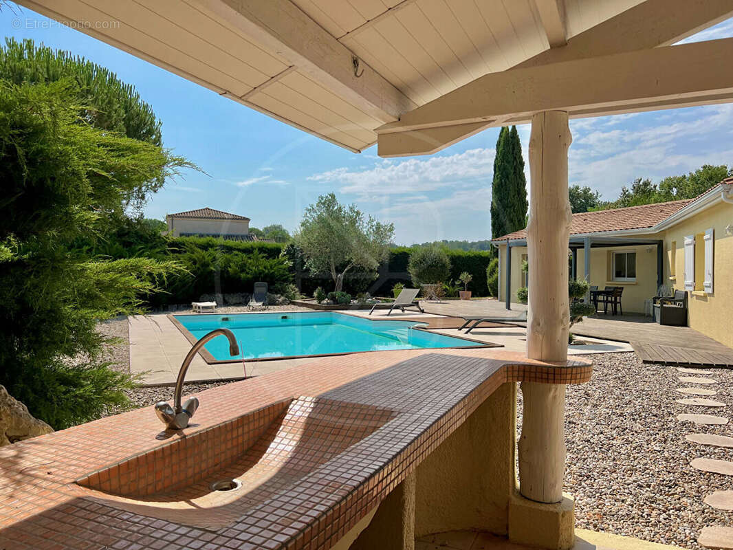 Superbe maison traditionnelle avec piscine - photo 16