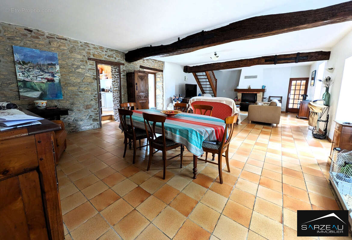 Maison 167 m² à Sarzeau  - photo 8