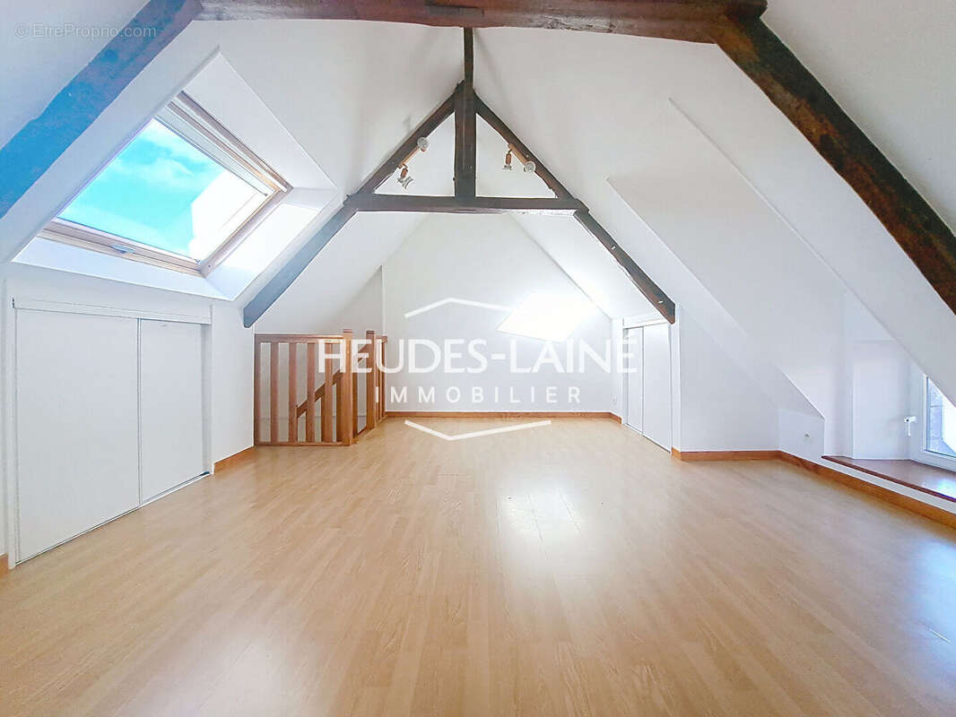 BRÉHAL - Appartement triplex à vendre - 50290 - photo 9