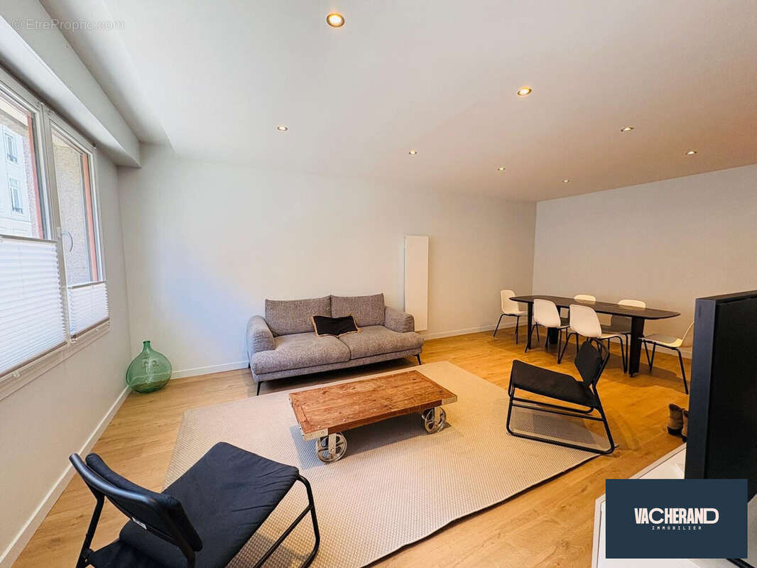 Appartement 95 m² à Lille  - photo 2