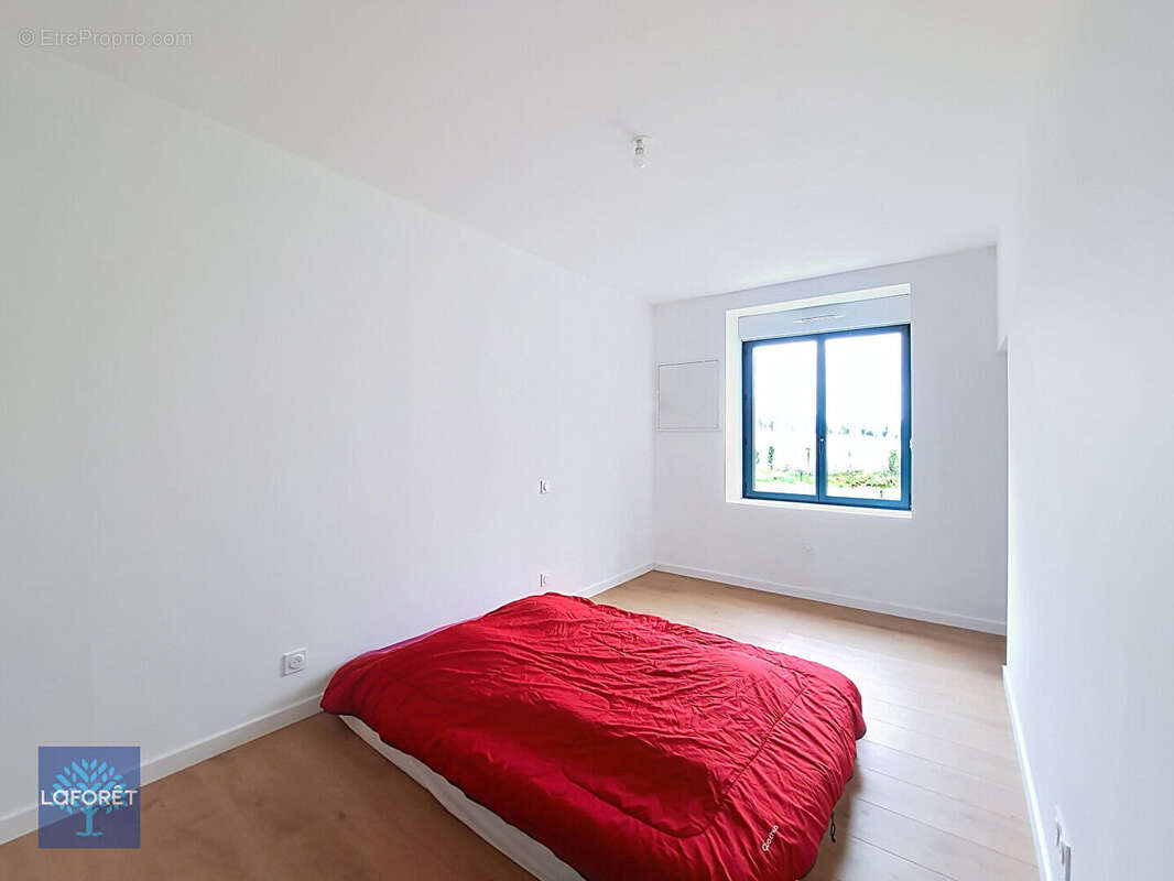 Maison à SAINT-ELLIER-DU-MAINE