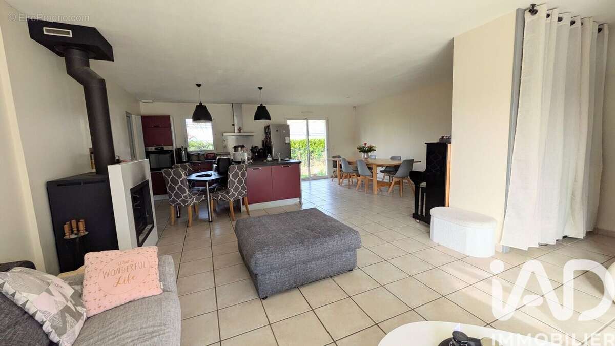 Photo 3 - Maison à SAINT-JEAN-D'ILLAC