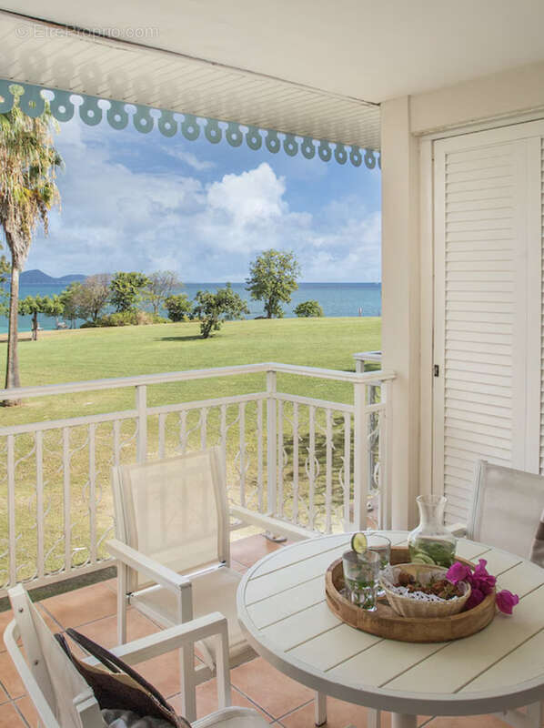 Appartement à SAINTE-LUCE