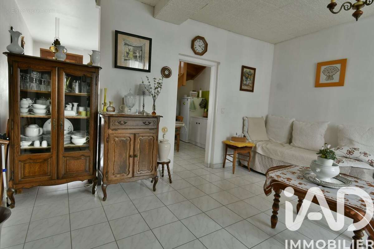 Photo 5 - Maison à MAIGNELAY-MONTIGNY