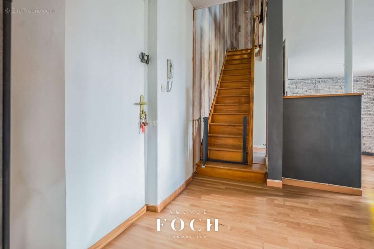 Appartement à ECROUVES