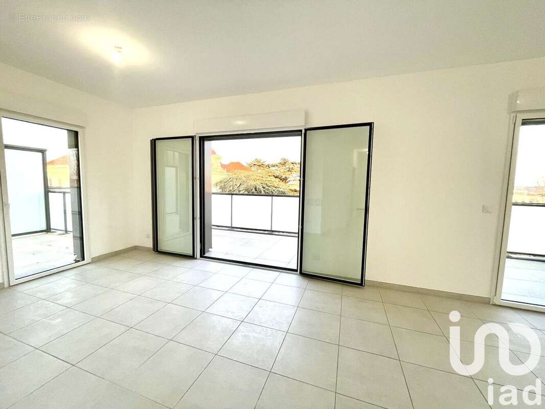 Photo 3 - Appartement à VILLEFRANCHE-SUR-SAONE