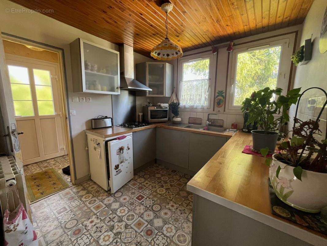 Maison à SAINT-GERMER-DE-FLY