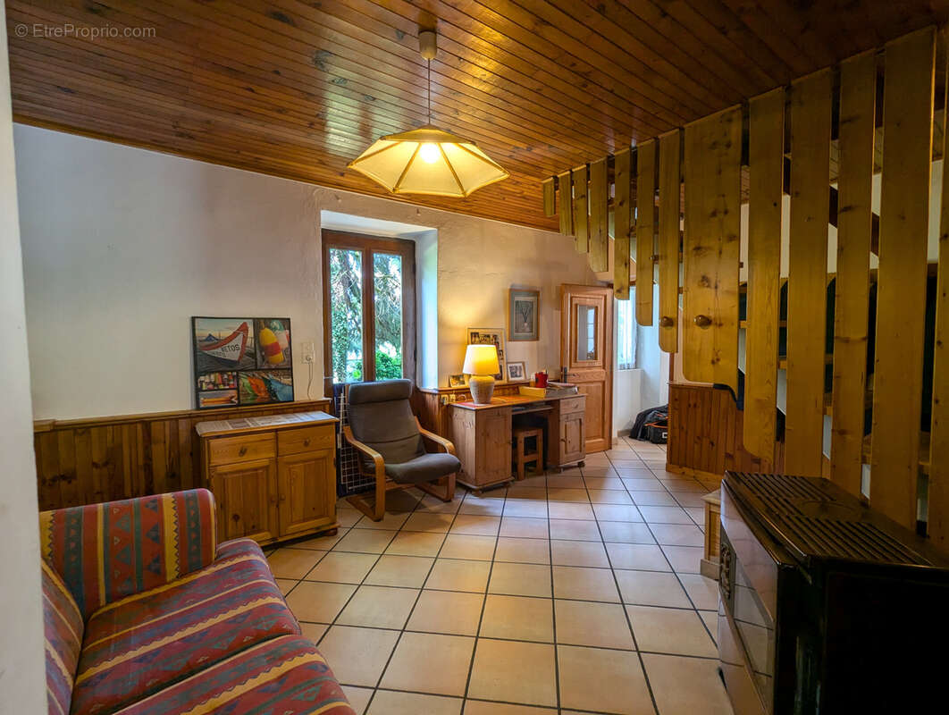 Maison à CHAMOUSSET