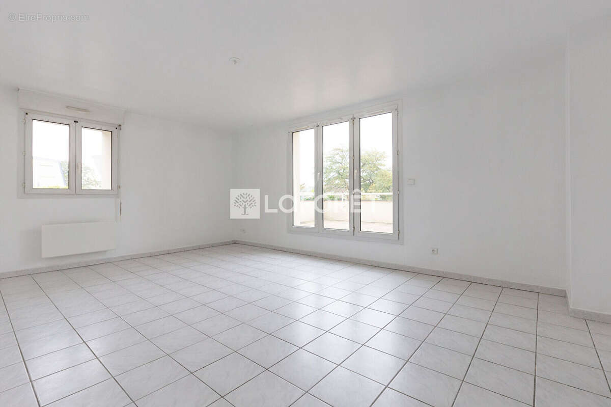 Appartement à LA QUEUE-EN-BRIE