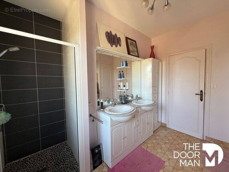 Maison à SAINT-GELAIS