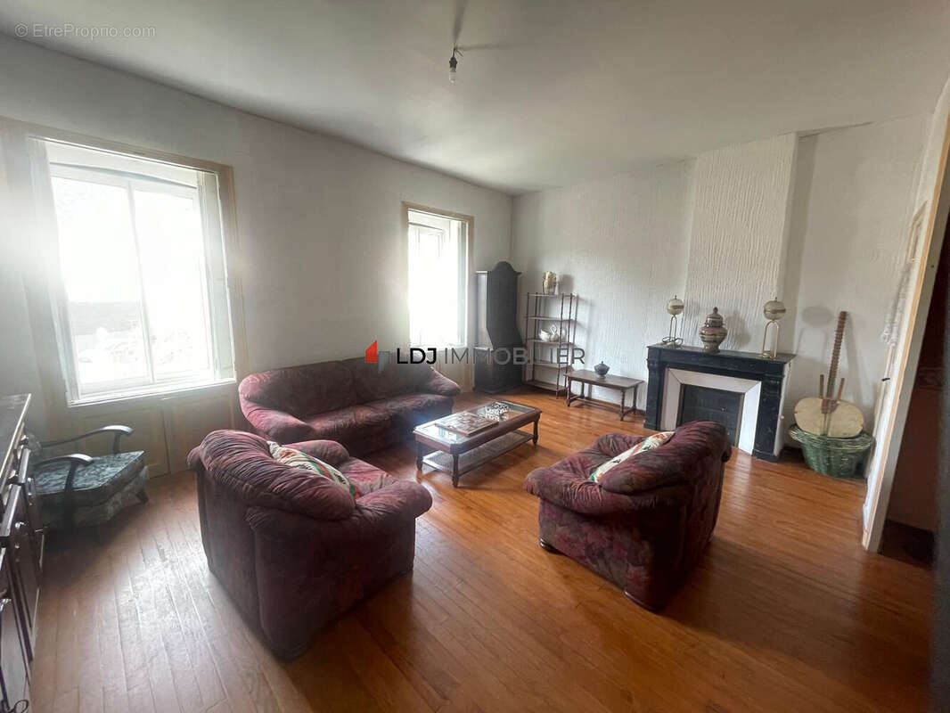 Appartement à ARLES-SUR-TECH