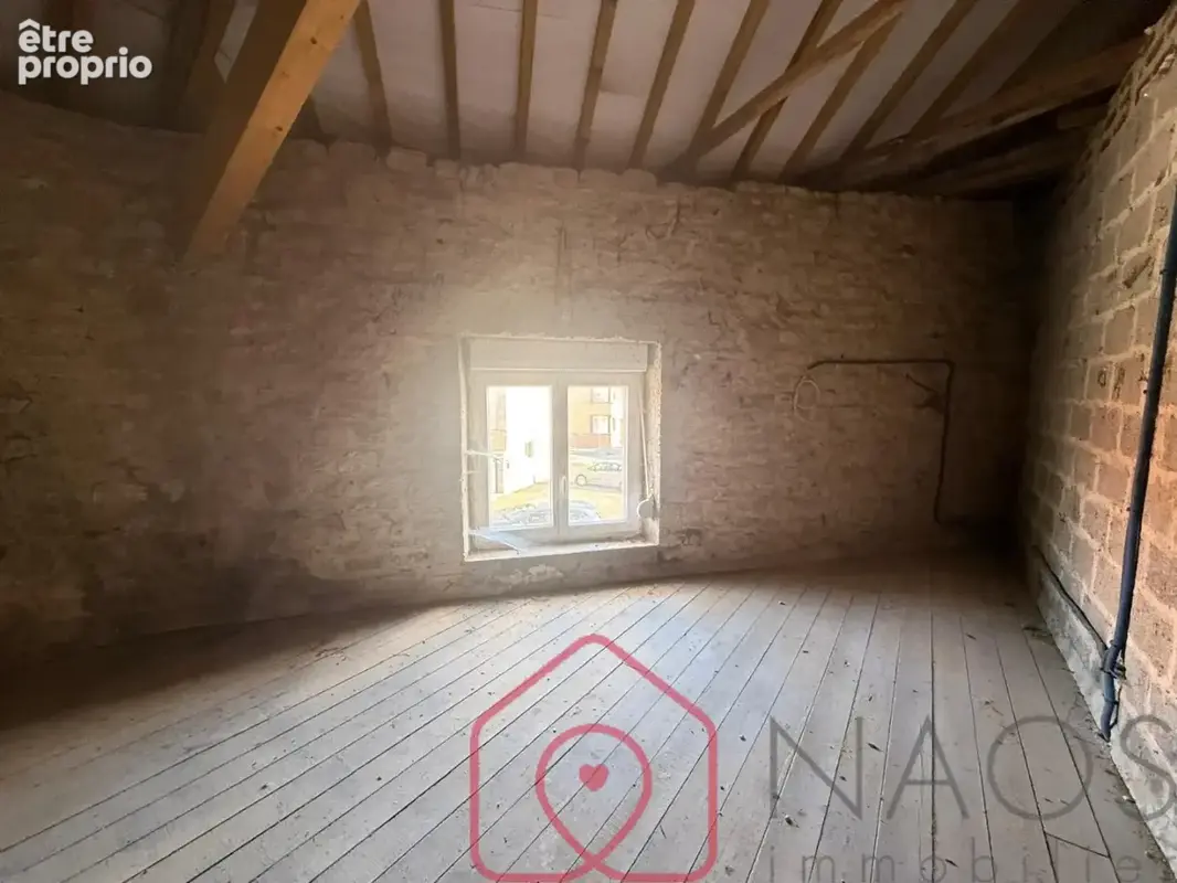 Beaumont-en-argonne  maison familiale avec grange de 110 m²  beau potentiel ! - photo 9