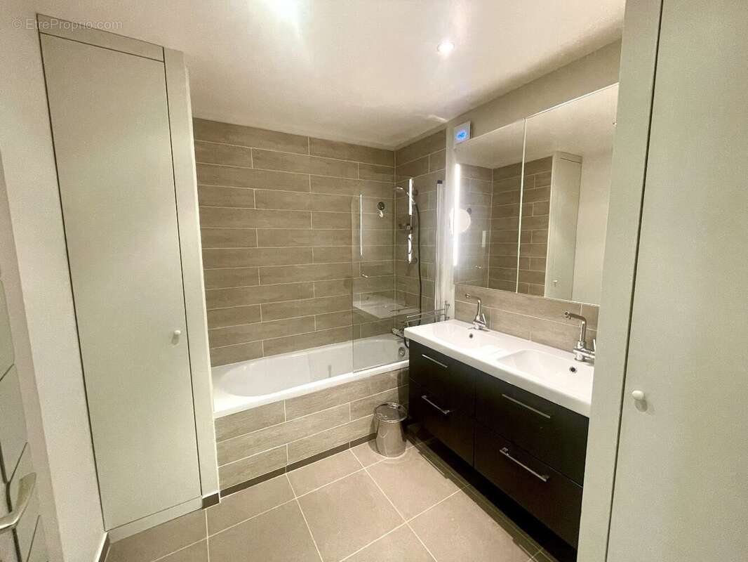 Appartement à VERSAILLES