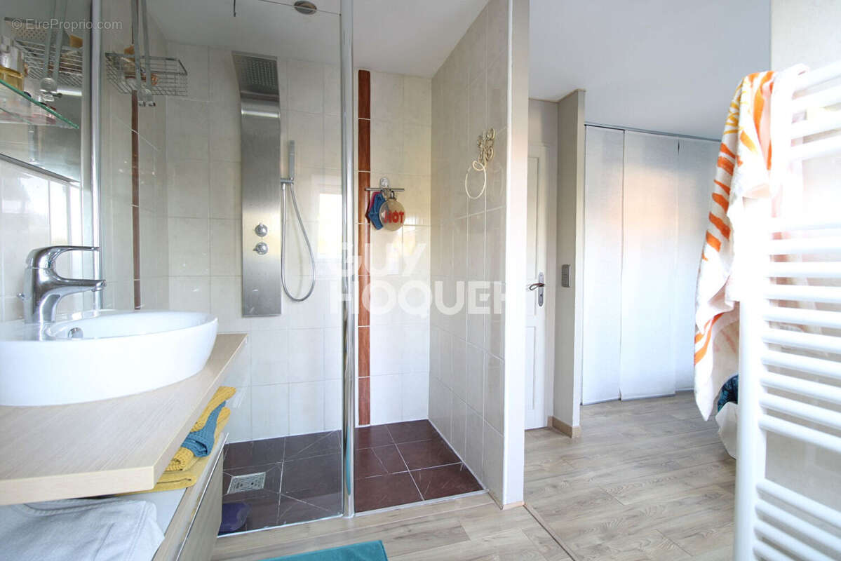 Maison à BRIE-COMTE-ROBERT