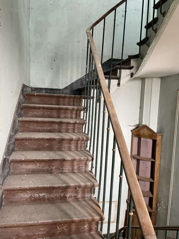 Maison à CHAMPROND-EN-GATINE