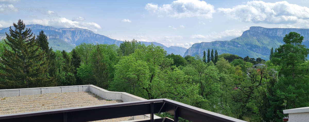 Appartement à MOIRANS