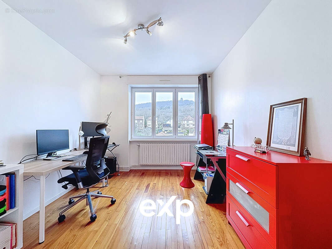 Appartement à LONGEVILLE-LES-METZ