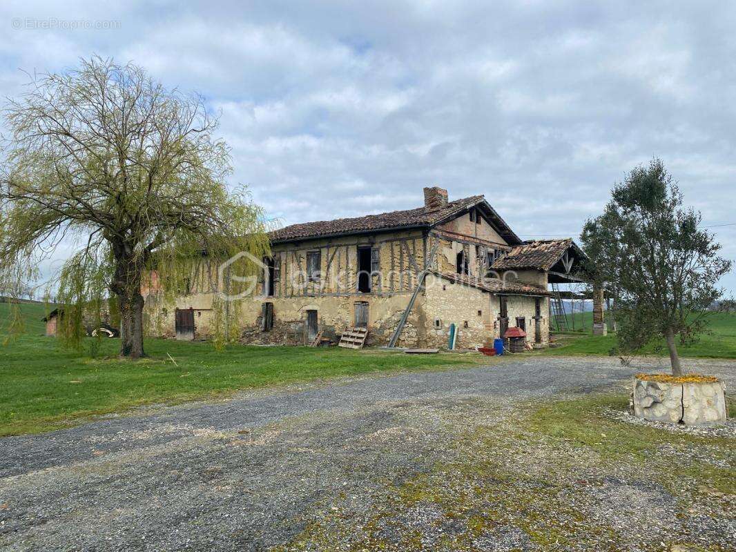 Maison à LABASTIDE-SAINT-GEORGES