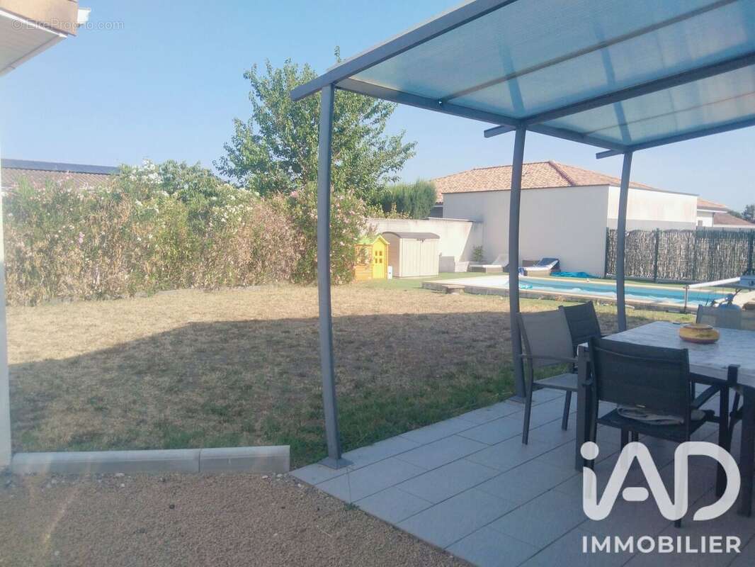 Maison 124 m² à Toulenne  - photo 4